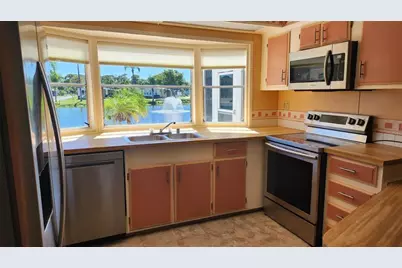 15 N Botany Bay Circle, Englewood, FL 34223 - Photo 11