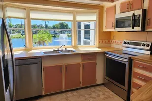 15 N Botany Bay Cir, Englewood, FL 34223 - Photo 11