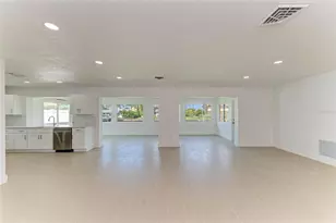 4412 Dolphin Ln, Palmetto, FL 34221 - Photo 11