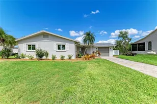 4412 Dolphin Ln, Palmetto, FL 34221 - Photo 3