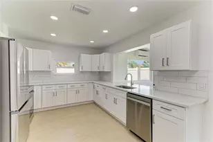 4412 Dolphin Ln, Palmetto, FL 34221 - Photo 13