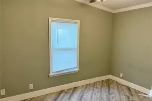 5707 45th St E, Bradenton, FL 34203 - Photo 9