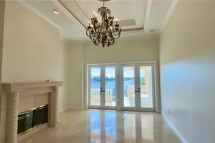 7350 Periwinkle Dr, Sarasota, FL 34231 - Photo 5