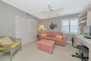 1145 Edgewater Cir, Bradenton, FL 34209 - Photo 9