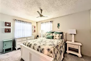 2303 Sunset Dr, Bradenton, FL 34207 - Photo 17