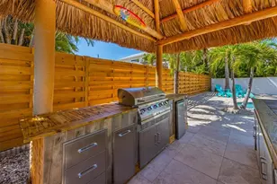 412 Alamanda Rd, Anna Maria, FL 34216 - Photo 35