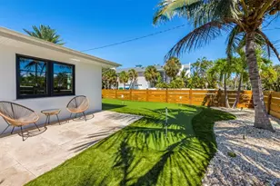 412 Alamanda Rd, Anna Maria, FL 34216 - Photo 7