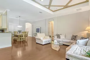 8044 Rio Bella Pl, Bradenton, FL 34201 - Photo 9