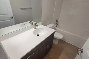 6515 Brook Village Cove, Bradenton, FL 34202 - Photo 13