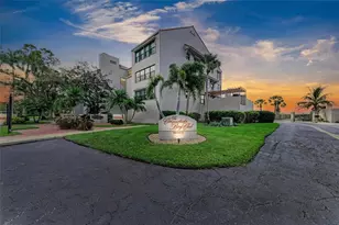 4557 Bay Club Dr, Bradenton, FL 34210 - Photo 3