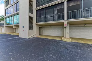 4557 Bay Club Dr, Bradenton, FL 34210 - Photo 47