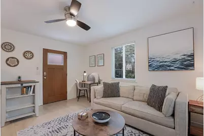 407 Ohio Place, Sarasota, FL 34236 - Photo 9