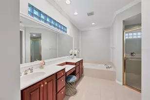 510 Latitude Ln, Osprey, FL 34229 - Photo 13