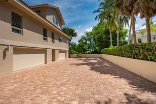 981 Longboat Club Rd, Longboat Key, FL 34228 - Photo 23