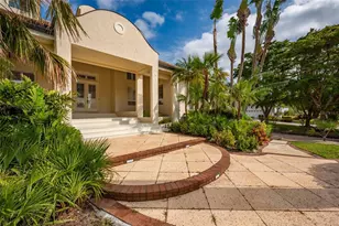 981 Longboat Club Rd, Longboat Key, FL 34228 - Photo 91