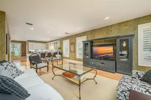 981 Longboat Club Rd, Longboat Key, FL 34228 - Photo 35