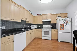 7596 Plantation Cir, Bradenton, FL 34201 - Photo 5