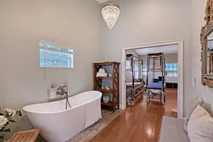 1685 6th St, Sarasota, FL 34236 - Photo 25