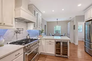 1685 6th St, Sarasota, FL 34236 - Photo 11