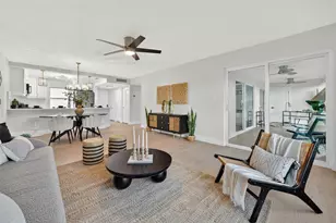 4540 Gulf of Mexico Dr, Longboat Key, FL 34228 - Photo 11