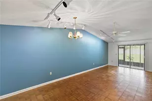 5908 36th Ave Cir W, Bradenton, FL 34209 - Photo 7