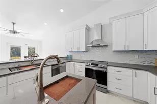 700 Faith Ave, Osprey, FL 34229 - Photo 17