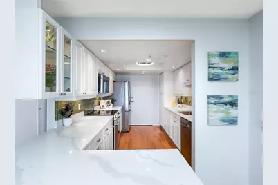 435 S Gulfstream Avenue #403, Sarasota, FL 34236 - Photo 9