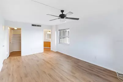 435 S Gulfstream Avenue #403, Sarasota, FL 34236 - Photo 17