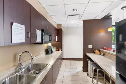 435 S Gulfstream Avenue #403, Sarasota, FL 34236 - Photo 39