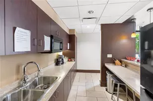 435 S Gulfstream Ave, Sarasota, FL 34236 - Photo 39