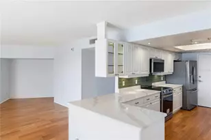 435 S Gulfstream Ave, Sarasota, FL 34236 - Photo 9