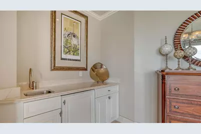 464 Golden Gate Point #702, Sarasota, FL 34236 - Photo 21