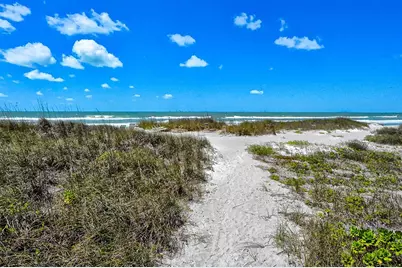 4234 Gulf Of Mexico Drive #E2, Longboat Key, FL 34228 - Photo 31