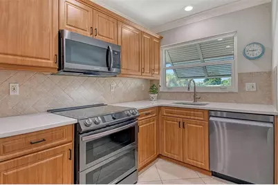 4234 Gulf Of Mexico Drive #E2, Longboat Key, FL 34228 - Photo 7