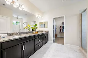 7500 Aguila Dr, Sarasota, FL 34240 - Photo 33