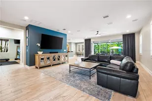 7500 Aguila Dr, Sarasota, FL 34240 - Photo 7