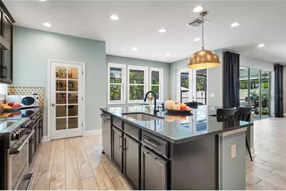 7500 Aguila Drive, Sarasota, FL 34240 - Photo 17