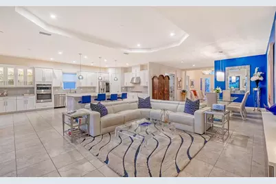 15115 Montello Way, Lakewood Ranch, FL 34211 - Photo 7