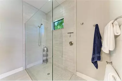 10215 Marbella Drive, Bradenton, FL 34211 - Photo 31