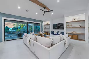 24 N Polk Dr, Sarasota, FL 34236 - Photo 21