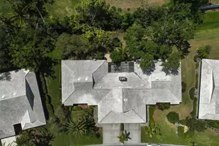 3890 Wilshire Cir, Sarasota, FL 34238 - Photo 51