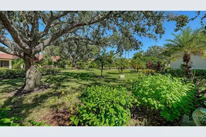 7340 Villa D Este Drive, Sarasota, FL 34238 - Photo 39