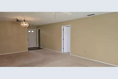 4297 Oakhurst Circle E #3051, Sarasota, FL 34233 - Photo 5