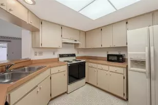 4152 Center Pointe Cir, Sarasota, FL 34233 - Photo 13