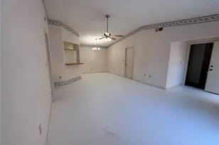 4152 Center Pointe Cir, Sarasota, FL 34233 - Photo 9