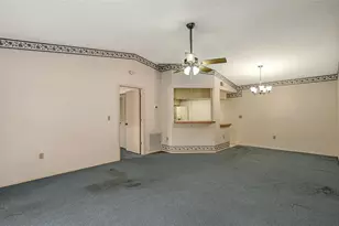 4152 Center Pointe Cir, Sarasota, FL 34233 - Photo 9