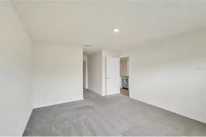 7518 Rosewood Garden Loop, Tampa, FL 33637 - Photo 9