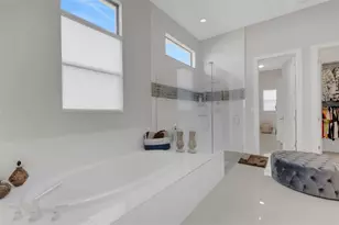 8921 Artisan Wy, Sarasota, FL 34240 - Photo 37