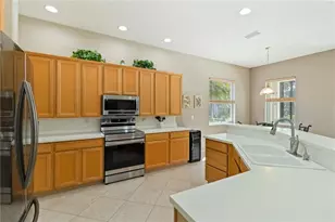 7358 Stanhope Ct, Sarasota, FL 34238 - Photo 21