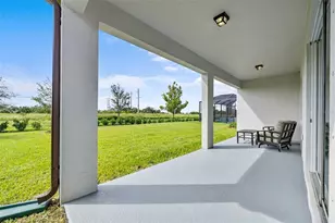 11237 Rolling Fork Trl, Parrish, FL 34219 - Photo 5